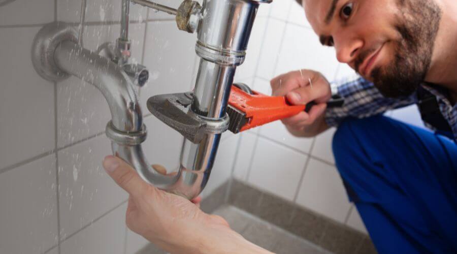Professional expert plumbing services in Scottsburg, IN